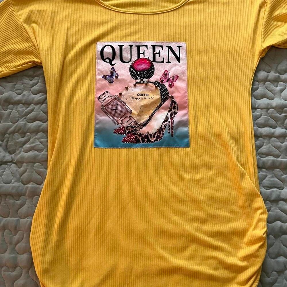Scarlet Women's Yellow T-shirt